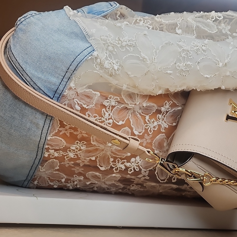 BNEW UNUSED LOUIS VUITTON LV TAN 2 WAY EMPREINTE LEATHER STRAP GOLD HARDWARE